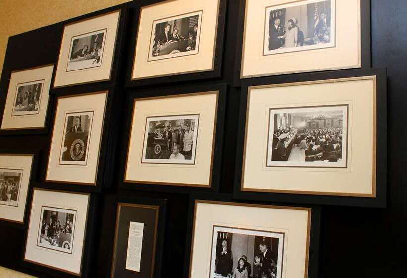 فندق Hilton Fort Worth