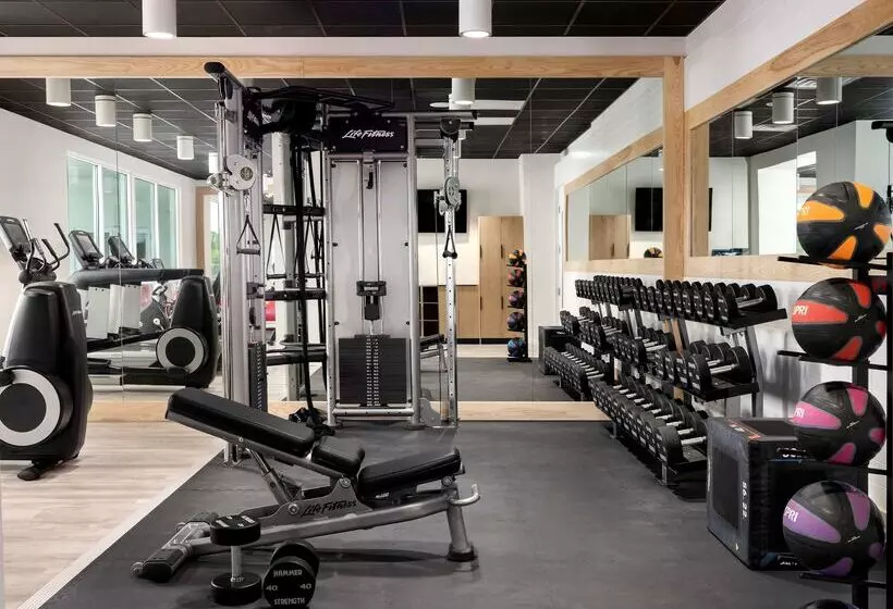 Otel Hilton Garden Inn Cocoa Beach Oceanfront