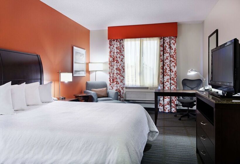 בית מלון כפרי Hilton Garden Inn Springfield, Il