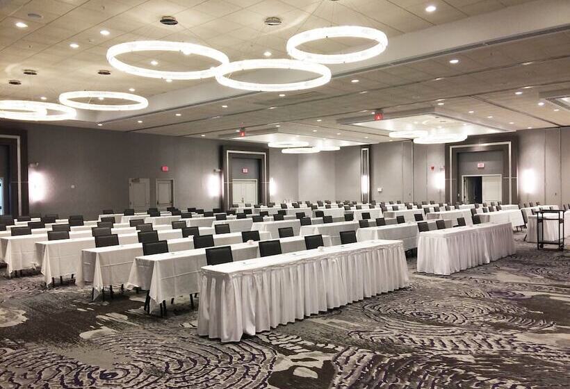 호텔 Holiday Inn Chicago Nw Crystal Lk Conv Ctr, An Ihg