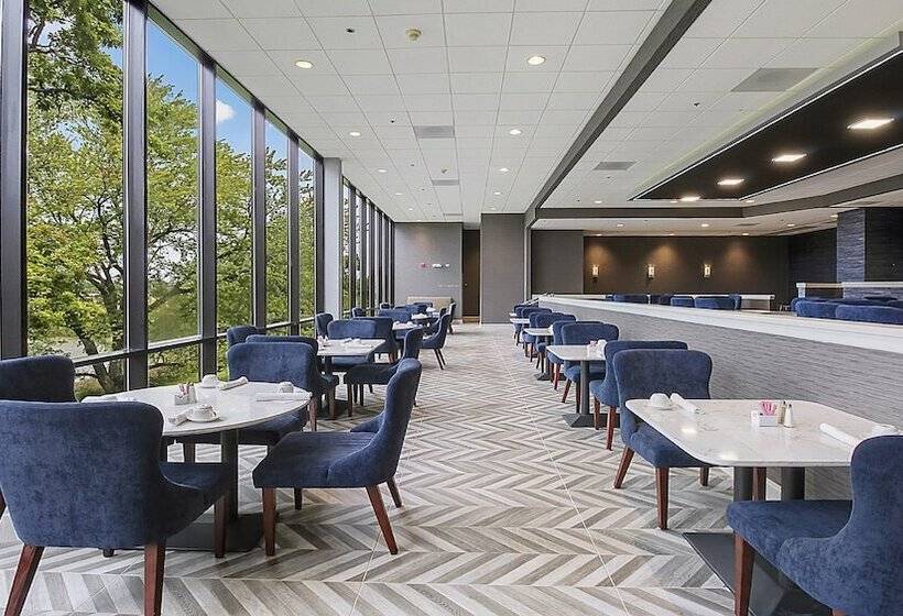 호텔 Holiday Inn Chicago Nw Crystal Lk Conv Ctr, An Ihg