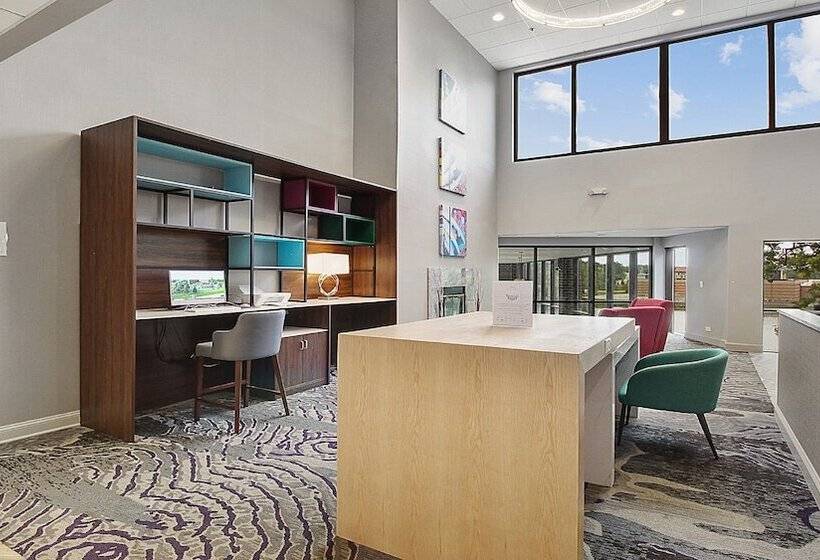 호텔 Holiday Inn Chicago Nw Crystal Lk Conv Ctr, An Ihg