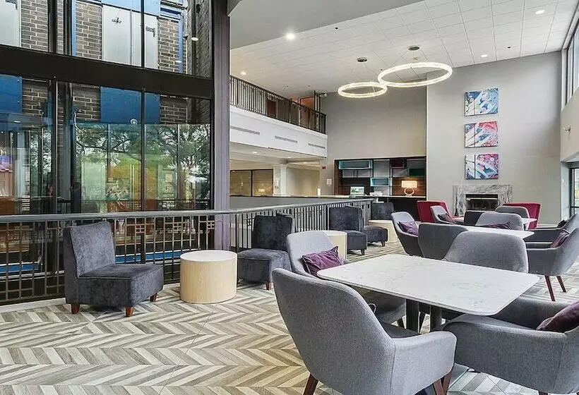 Hotel Holiday Inn Chicago Nw Crystal Lk Conv Ctr, An Ihg