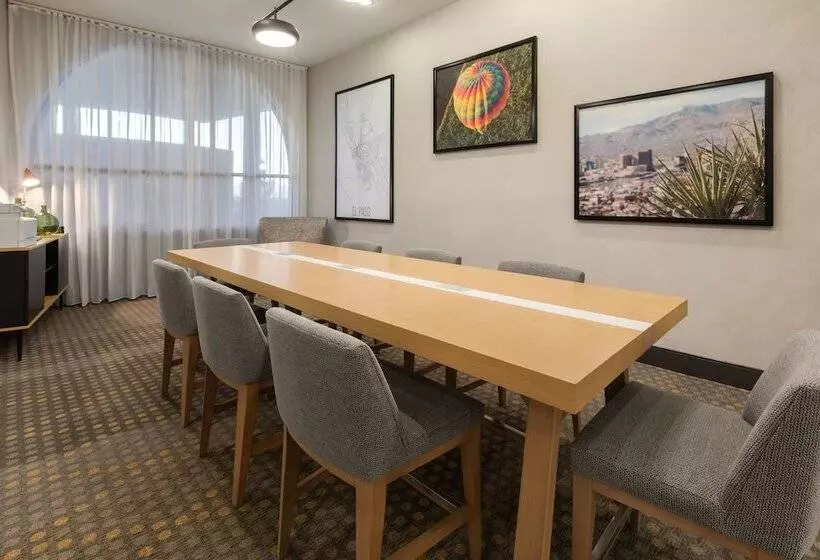 בית מלון כפרי Holiday Inn El Paso West   Sunland Park By Ihg