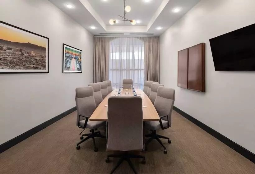 בית מלון כפרי Holiday Inn El Paso West   Sunland Park By Ihg