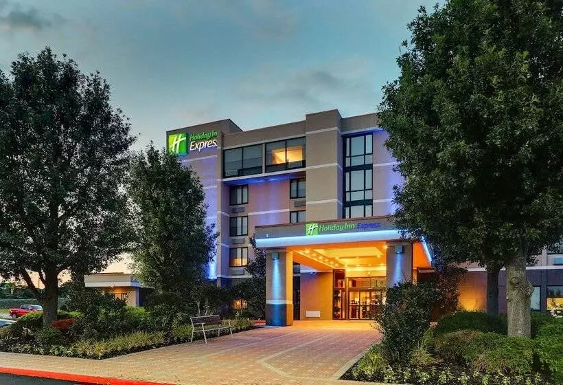 酒店 Holiday Inn Express Aberdeen Chesapeake House, An Ihg