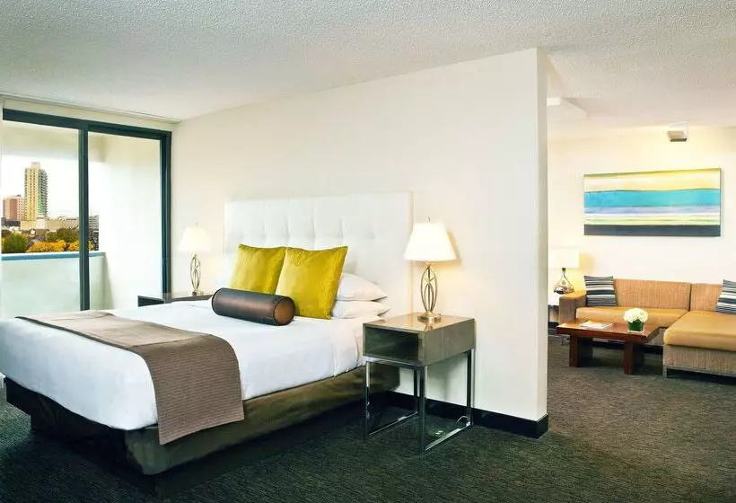 בית מלון כפרי Hyatt Regency New Brunswick