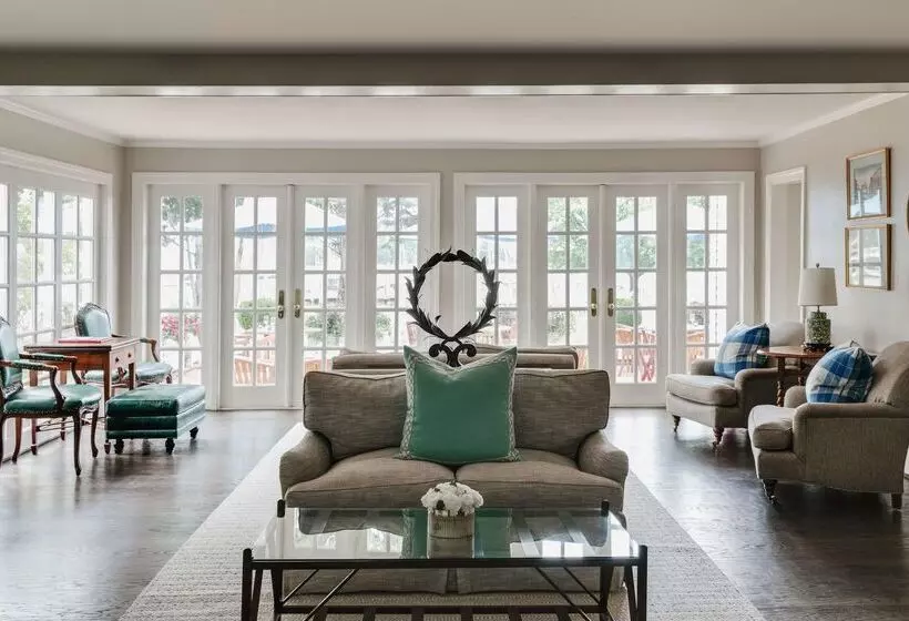 فندق Inn At Perry Cabin