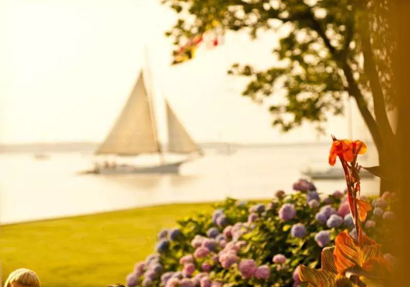 فندق Inn At Perry Cabin