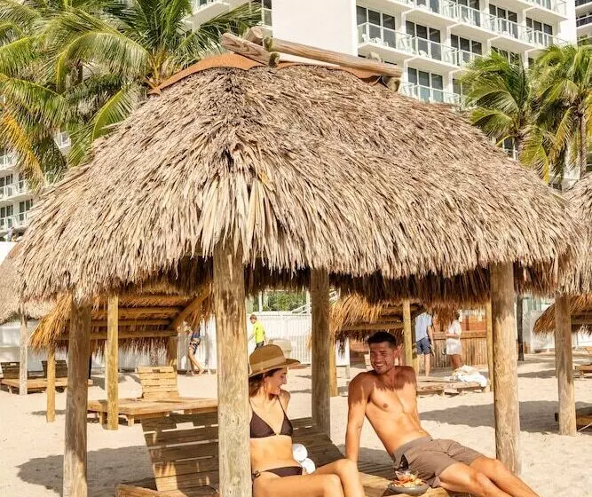 Newport Beachside Hotel & Resort