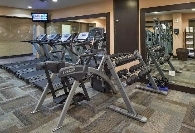 Newport Beachside Hotel & Resort