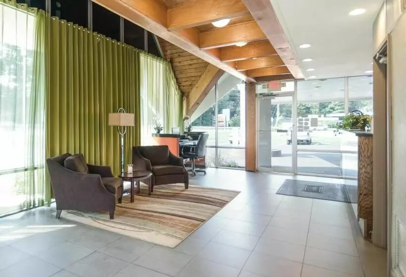 فندق Quality Inn Greenfield