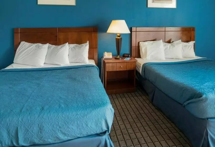 فندق Quality Inn Greenfield