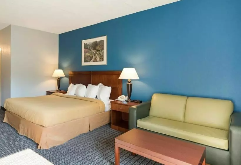 فندق Quality Inn Greenfield