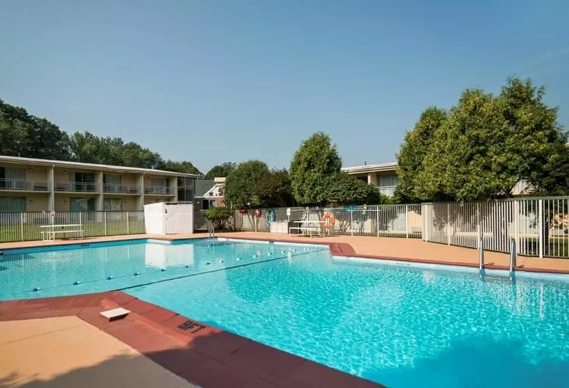 فندق Quality Inn Greenfield