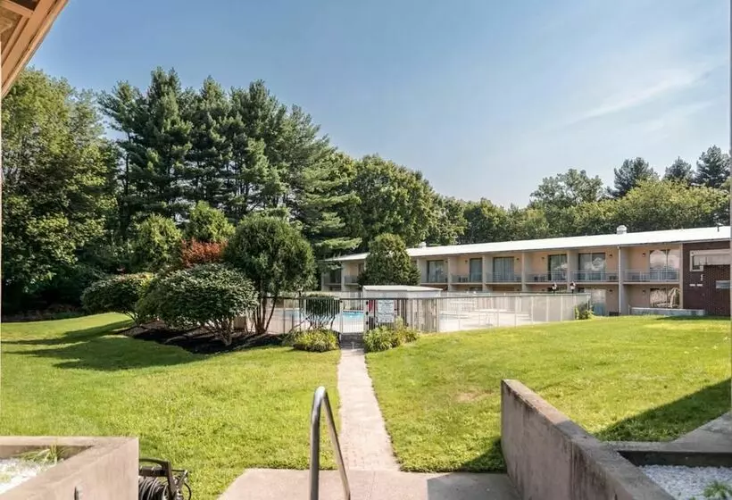 فندق Quality Inn Greenfield