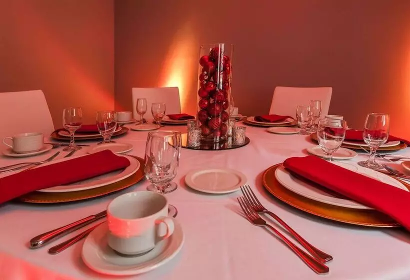 ホテル Quality Inn & Suites