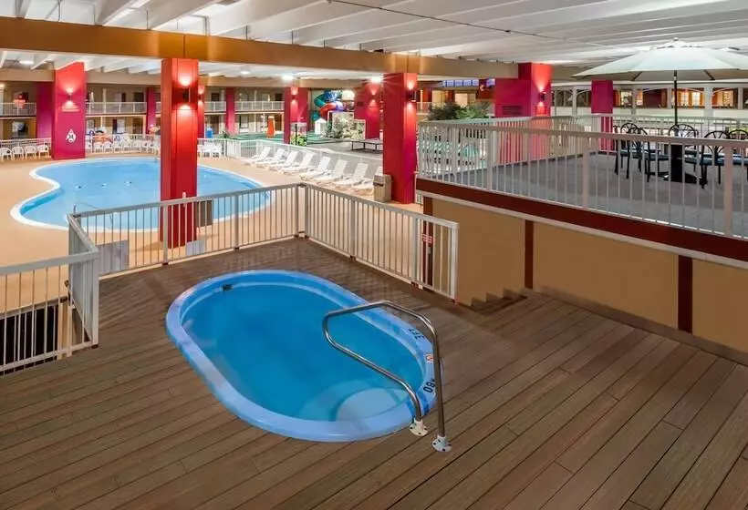 ホテル Quality Inn & Suites