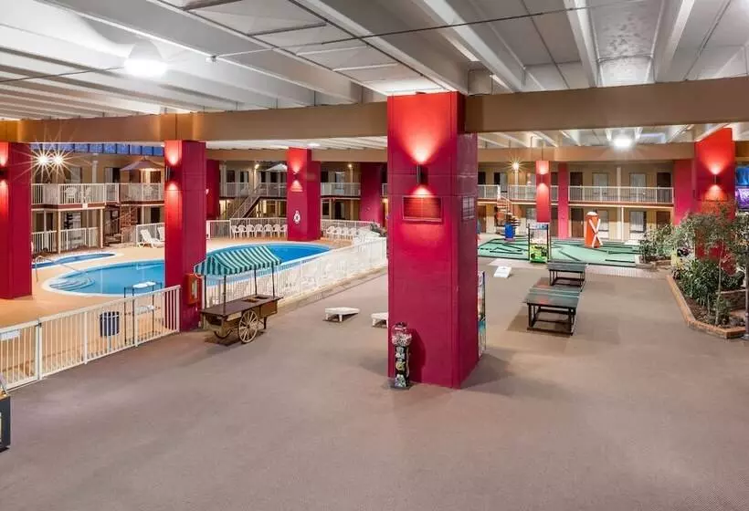 ホテル Quality Inn & Suites