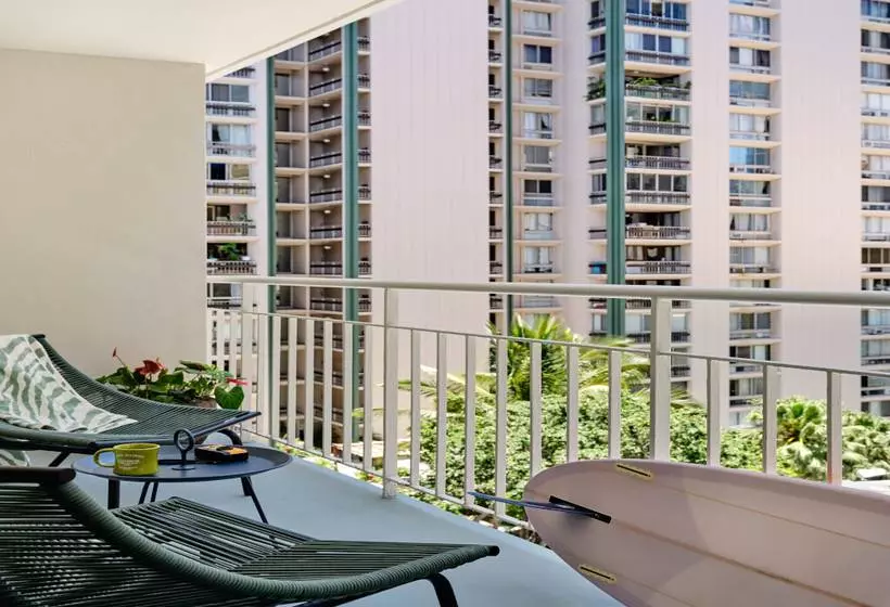 בית מלון כפרי Romer House Waikiki   Adults Only