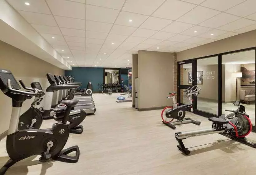 Hotelli Saranac Curio Collection By Hilton