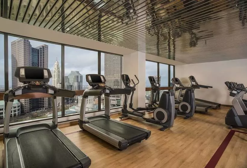 The Plaza Hotel Columbus At Capitol Square