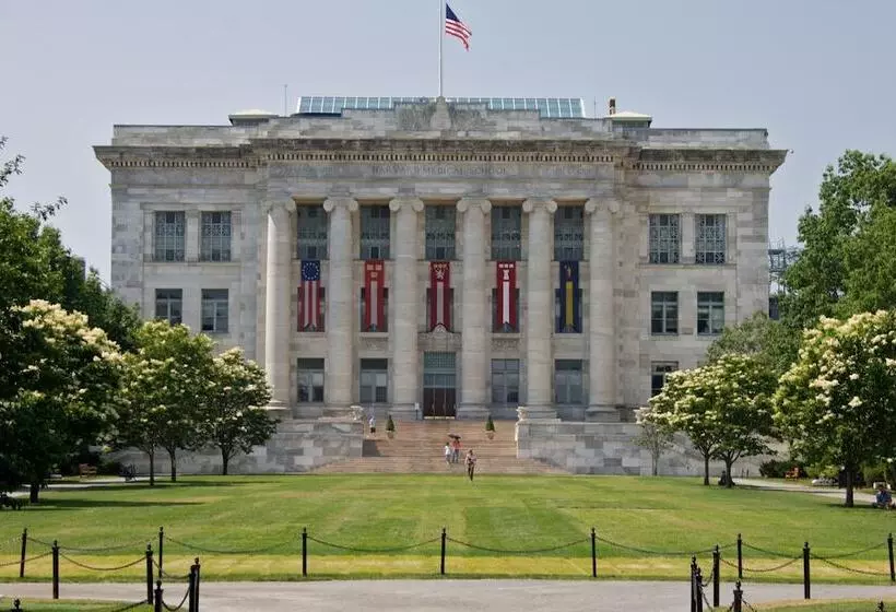 فندق The Inn At Longwood Medical