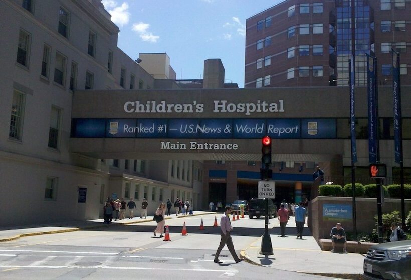 هتل The Inn At Longwood Medical