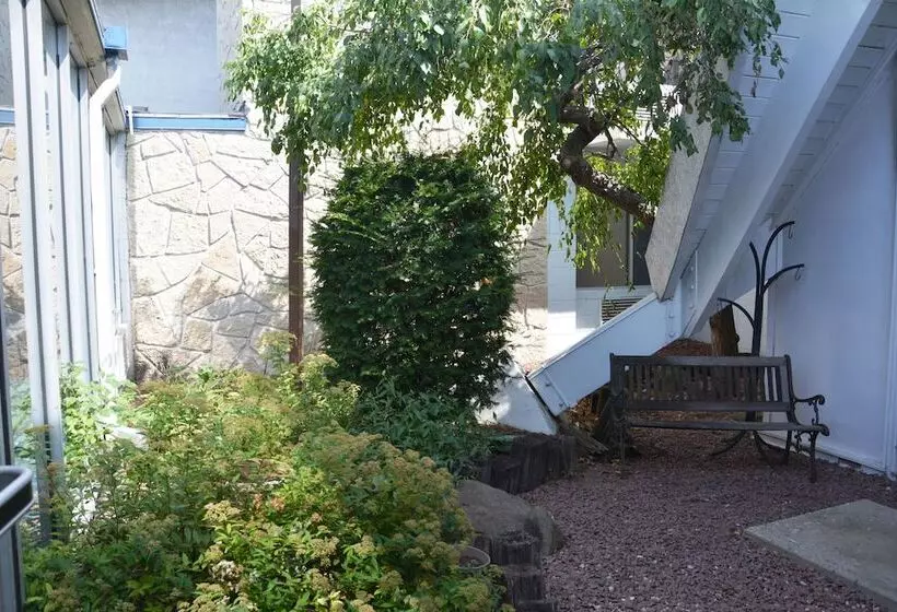 ホテル Travelodge By Wyndham Milwaukee