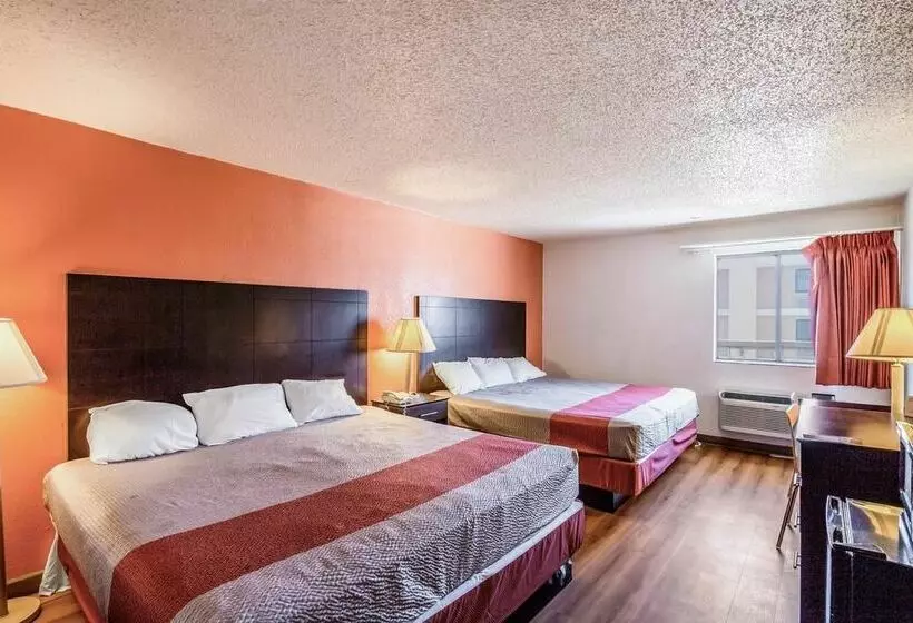 Motel 6 Tulsa OK