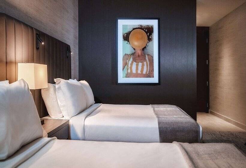 THesis Hotel Miami Coral Gables, Curio Collection by Hilton