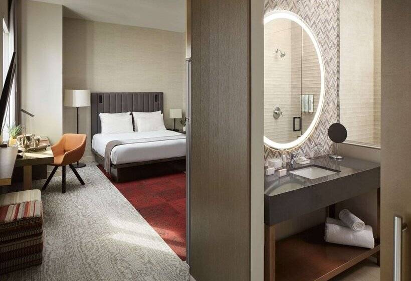 THesis Hotel Miami Coral Gables, Curio Collection by Hilton