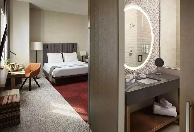 THesis Hotel Miami Coral Gables, Curio Collection by Hilton