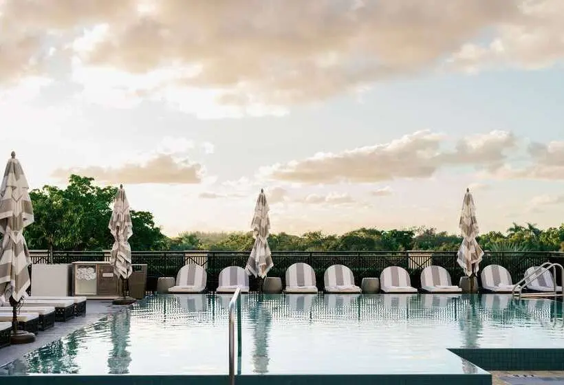 THesis Hotel Miami Coral Gables, Curio Collection by Hilton