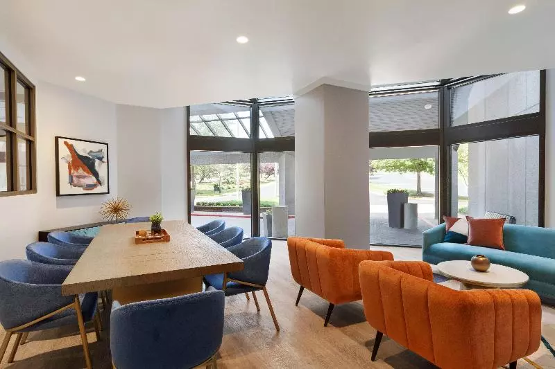 فندق Crowne Plaza College Park Washington Dc