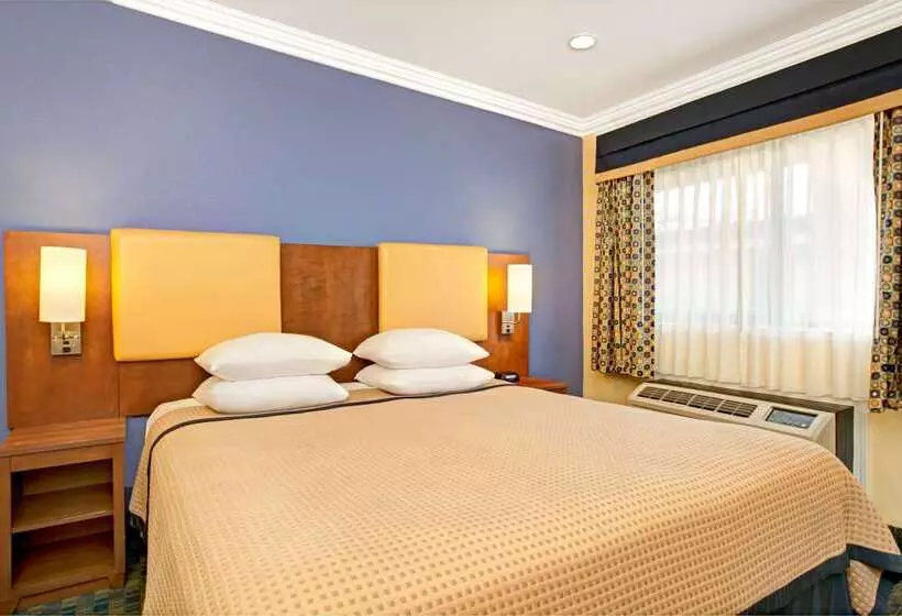 فندق Days Inn By Wyndham San Francisco  Lombard