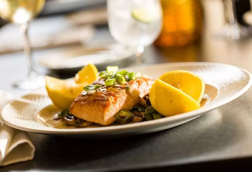 فندق Doubletree By Hilton Boston Andover