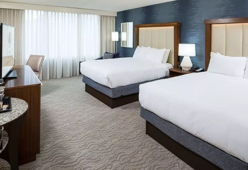 فندق Doubletree By Hilton Boston Andover