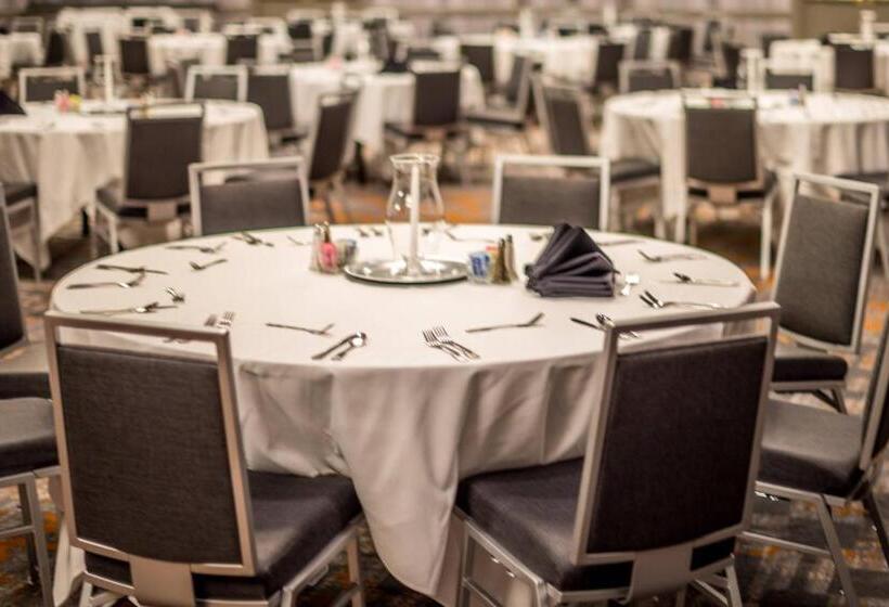 فندق Huntsville Marriott At The Space & Rocket Center