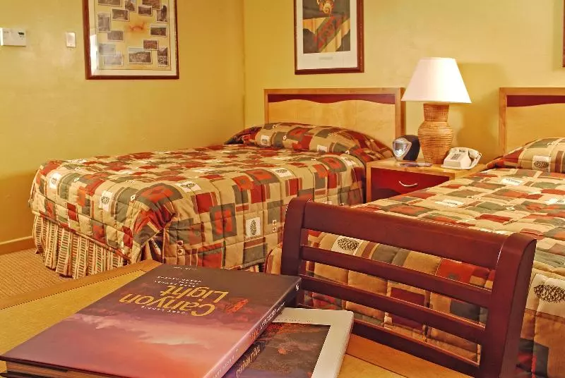 בית מלון כפרי Kachina Lodge Inside The Park