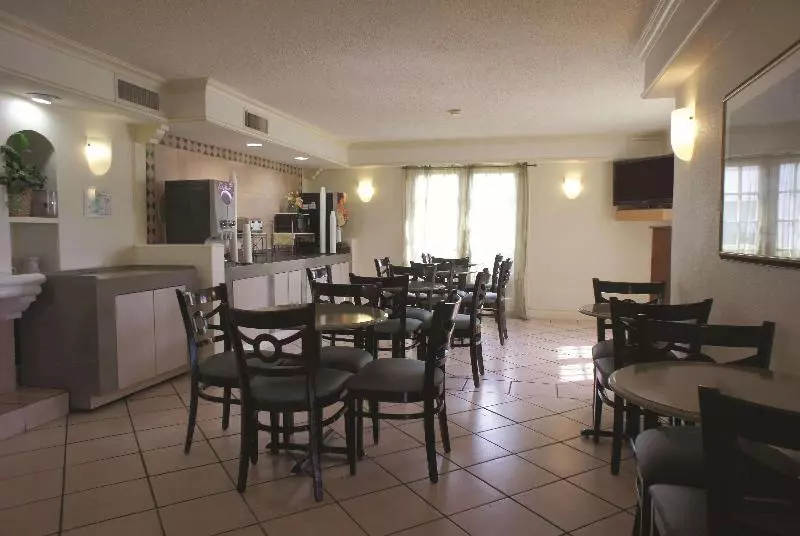 酒店 Baymont By Wyndham Austin University Area