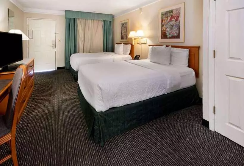 Motel 6 Phoenix, Az   Midtown