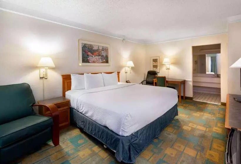 Motel 6 Phoenix, Az   Midtown