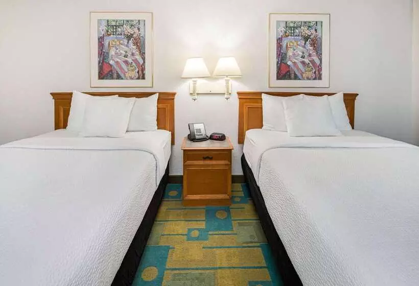 فندق Days Inn By Wyndham San Diego Vista