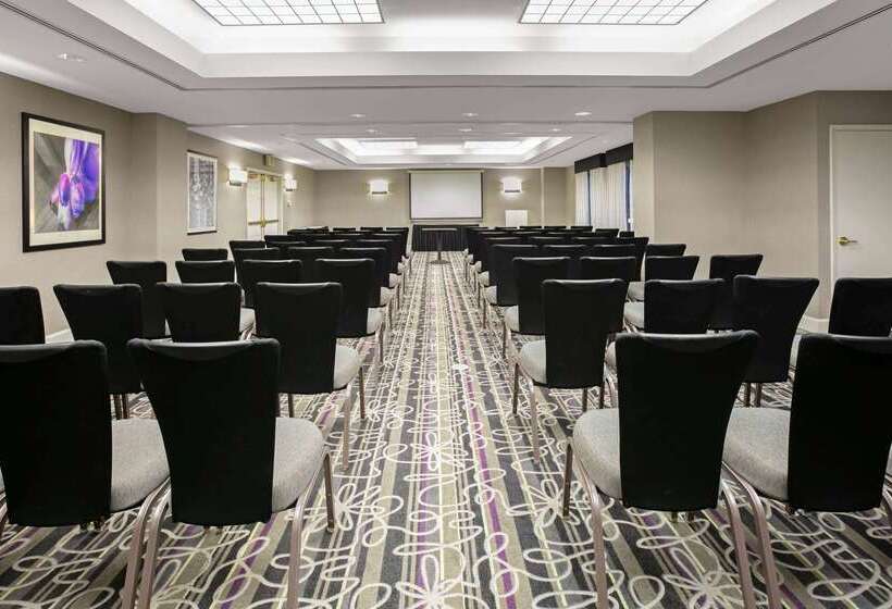 בית מלון כפרי La Quinta By Wyndham Dfw Airport South / Irving