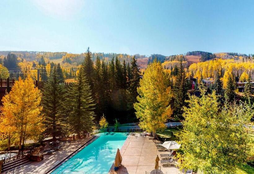 هتل Lion Square Lodge