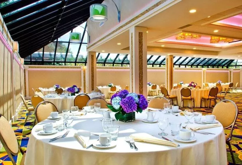 酒店 Long Island Marriott