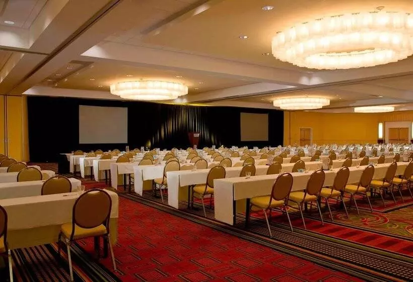 酒店 Long Island Marriott