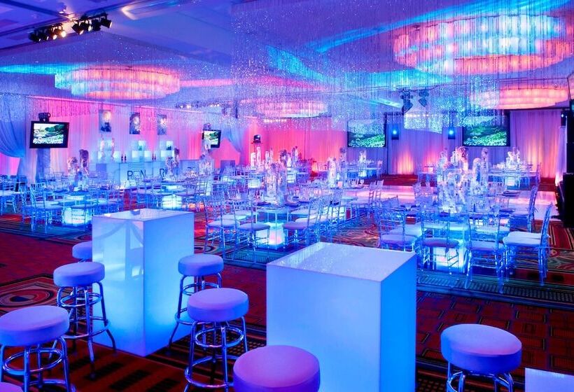 فندق Long Island Marriott