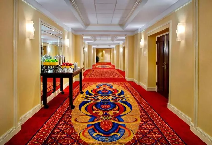 酒店 Long Island Marriott